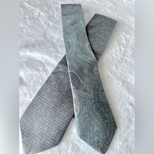 Set of 2 MENS Neckties Gray Paisley and Dash